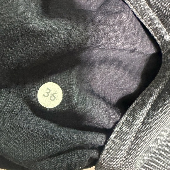 Men’s Lululemon ABC 5-Pocket Pants 36x30/32 Gray straight leg - Picture 3 of 8